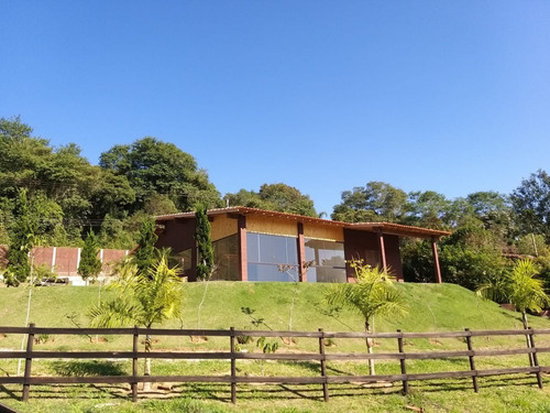 Imagem 12 de 14 de Chácara 4.000 M2, Casa Sede, Churrasqueira, Piscina + Piscina Infantil, Lago, Poço Artesiano, 3 Baias - Ch00104 - 69690800