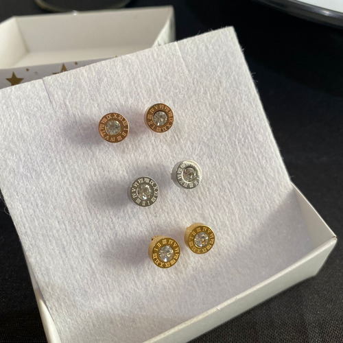 Imagen 1 de 1 de Par De Aros De Acero En Varios Colores A Eleccion.