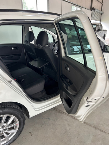 Volkswagen Suran 1.6 Imotion Highline