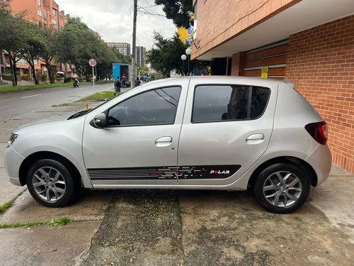 Motor 1.6, Versión Tope De Gama, Vidrios Eléctricos, Rines