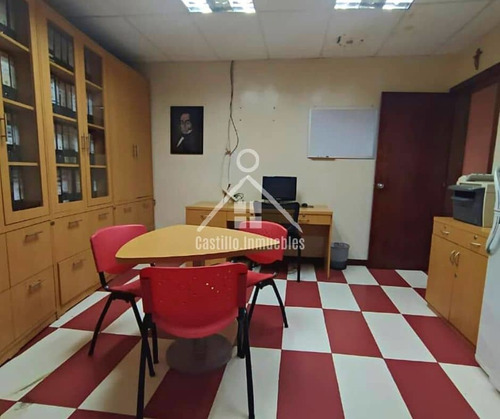 Imagen 7 de 11 de Venta Amplio Galpón 1100mts Santa Mónica