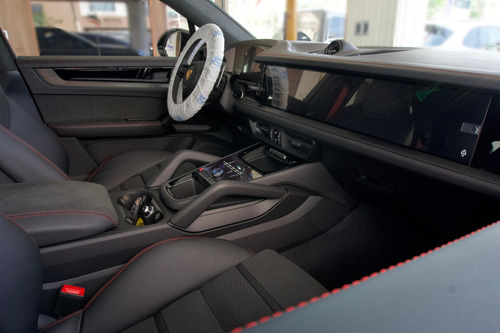 Porshe Cayenne Gts Turbo Año 2024