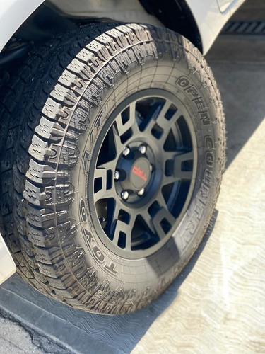 Imagen 8 de 11 de Toyota Hilux Revo Diésel