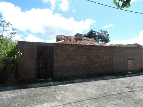 Casa En Venta En Corralito Mls #23-7270