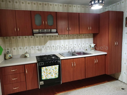 Imagen 28 de 30 de Apartamento En Venta En Av Pedro Leon Torres Barquisimeto De 125 Mts Con Una Excelente Distribución Entre 4 Habitaciones, 3 Baños, Cocina, Comedor, Sala Y Área De Balcón Gabriela C.