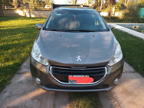 Peugeot 208 1.6 Feline