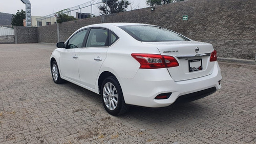 Imagen 5 de 15 de Nissan Sentra 2019 1.8 Advance Mt