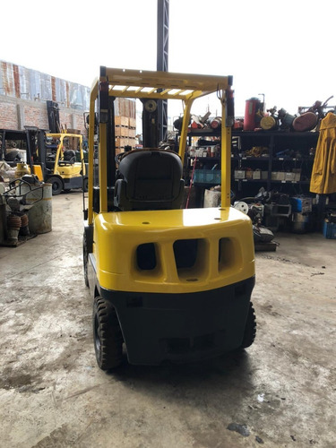 Autoelevador Hyster Diesel 2500 2009