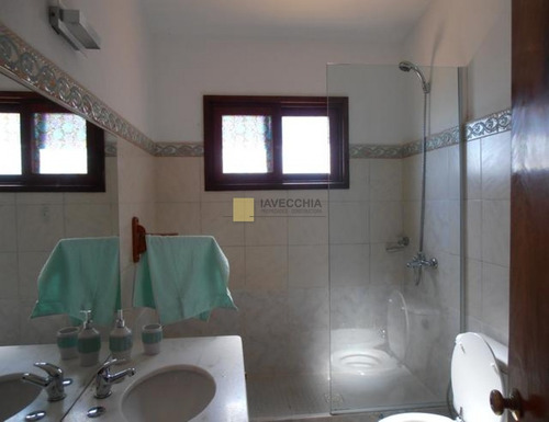 Imagen 24 de 30 de Venta De Casa De 4 Dormitorios En Pinares