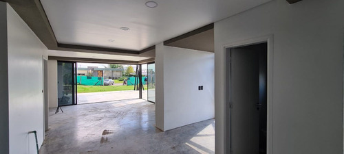 Se Vende Casa Minimalista Bºvilla Atilia-lujan