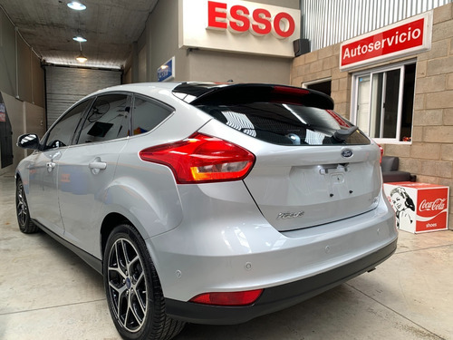 Imagen 3 de 15 de Ford Focus Titanium