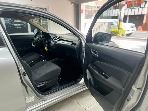 Suzuki Swift Dziere Mt 2023