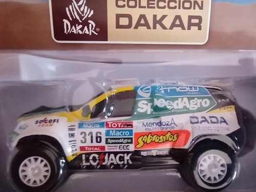 Colección Dakar Renault Duster 2015 Escala 1:43 Diecastmetal