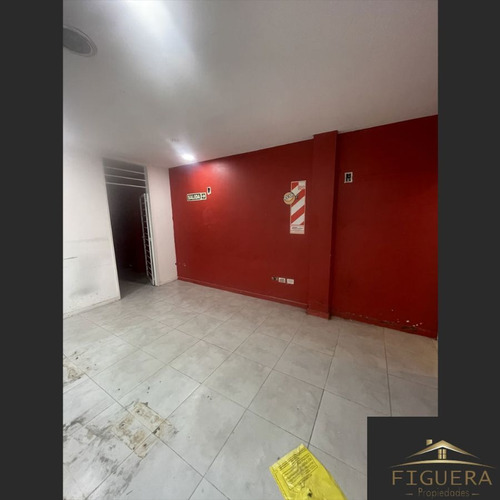 Imagen 6 de 13 de Local Comercial En Alquiler Ubicado En San Justo