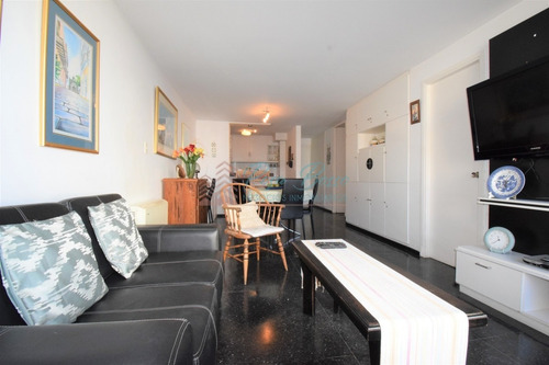Apartamento Con Excelente Ubicación! - Ref: 2823
