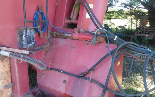 Tolva Autodesc. Cestari,de 14tn,balanza,tape,cub 23-1-30 M-b