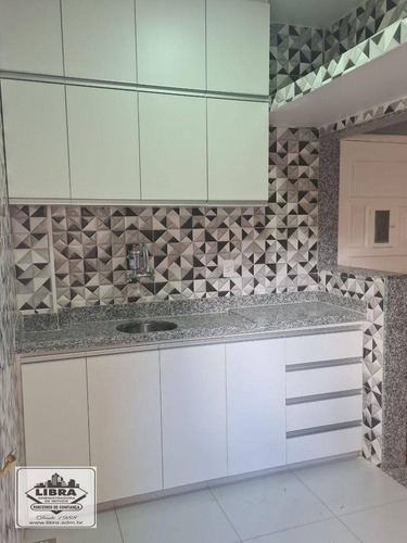 Imagem 13 de 16 de Apartamento Todo Reformado, 2 Quartos Com Armários, Sala, Varandão Fechada, Banheiro Social, Cozinha Planejada, Área E Banheiro De Empregada - Ap0216