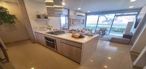 Apartamento Para Venta En Rodadero Sur Cesión De Derechos (5555).