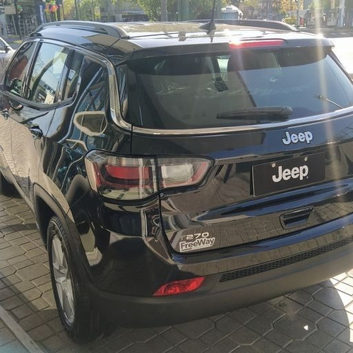 Imagen 7 de 15 de Jeep Compass Sport 1:3 4x2