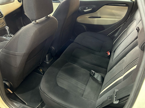 Fiat Linea Essence Dualogic 1.8 Flex 2016 Completo Baixa Km