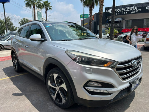 Hyundai Tucson 2.0 Limited Tech At