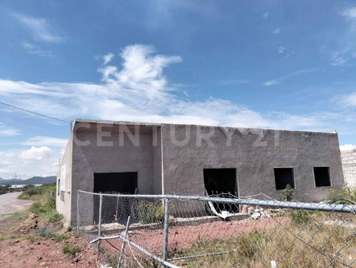Oficinas En Venta Sobre Libramiento Sur En Pedro Escobedo, Qro
