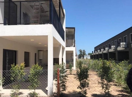 Imagen 3 de 14 de Departamento En Venta Ubicado En Cañada Village Ii, Los Arces, La Cañada De Pilar, Pilar