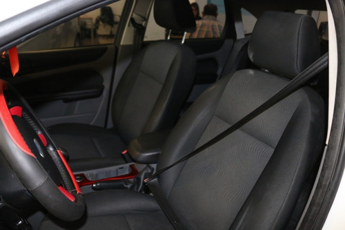 Imagen 8 de 23 de Ford Focus Vendo Permuto Financio Jv