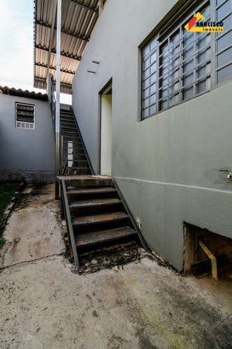 Imagem 21 de 27 de Casa À Venda, 3 Quartos, 2 Vagas, Santa Rosa - Divinópolis/mg - 31805