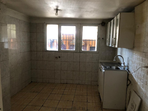 Excelente Casa De Dos Pisos En Comuna De La Cisterna!!!