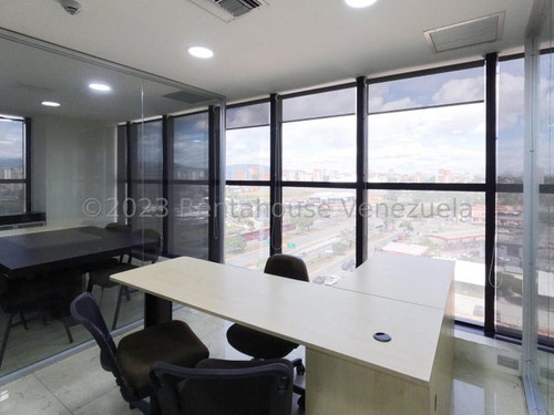 Moderna Oficina En El Triangulo Del Este De Barquisimeto, Remodelada, Fresca Y Amplia, 2 3 - 3 2 6 9 1 Ideal Para Tu Empresa Del Ramo Servicios, Francisco Rojas Norscia Rentahouse, Llama Ya Y Compra!