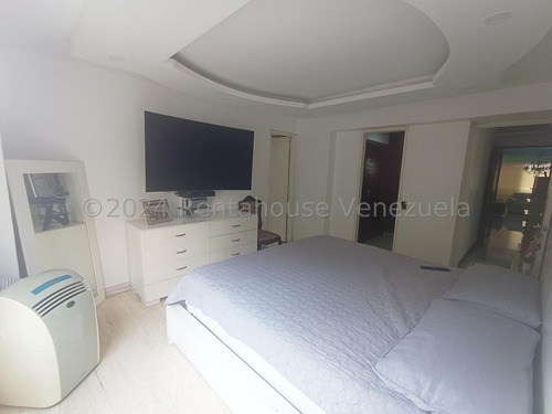 Lujoso Y Exclusivo Apartamento Remodelado En Venta Ubicado En Santa Rosa De Lima Lld