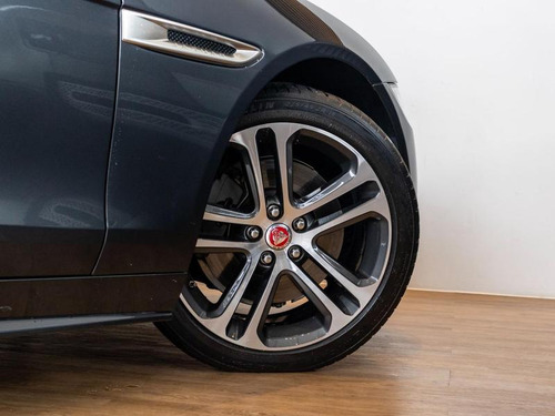 Jaguar XE Xe 2.0 R-dynamic S 250cv Aut.