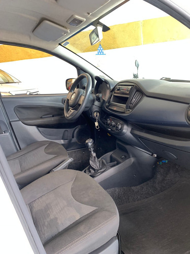 Fiat Uno 1.0 Attractive Flex 5p
