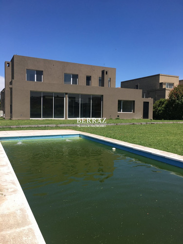 Casa Venta 5 Ambientes En Las Liebres Pilar Lote De 862 M2