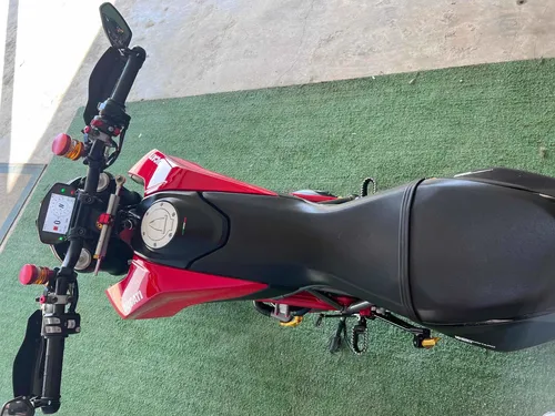 Ducati 2024 hypermotard 250cc
