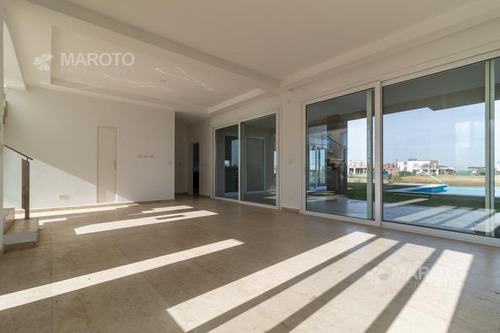 Imagen 19 de 30 de Casa En Venta En Barrio El Canton - Maroto Propiedades