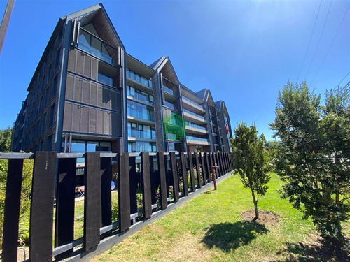 Departamento En Venta De 2 Dorm. Costanera De Puerto Varas