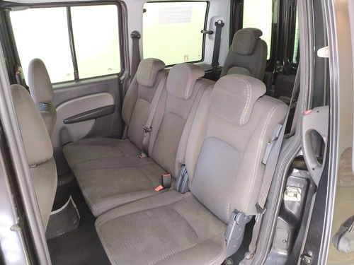 Fiat Doblo 2011 1.8 16v Adventure Locker Flex 5p