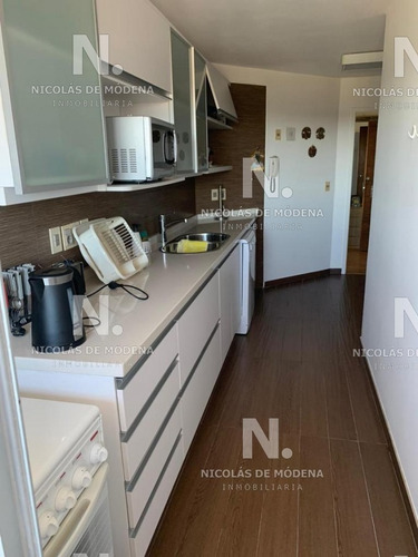 Departamento En Excelentes Condiciones, Punta Del Este- Ref: 3399