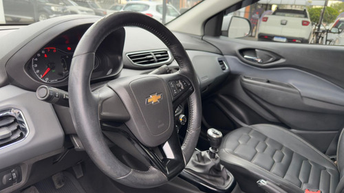 Chevrolet Onix HATCH LTZ 1.4 8V FlexPower 5p Mec.