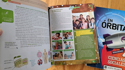 En Órbita 4 Activa Xxi Cs Sociales + Naturales Bonaerense (Usado)