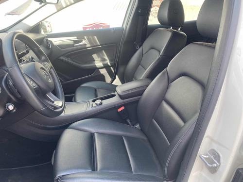 Mercedes-Benz Clase GLA 1.6 180 Cgi Mt