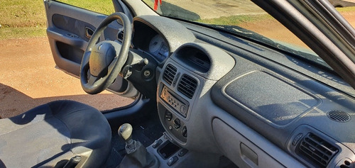Renault Clio 2001 1.6 Rn Aa Pack