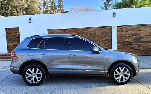 Volkswagen Touareg 3.0 V6 Tdi At