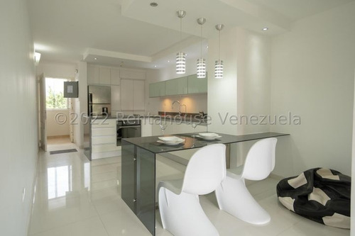 Imagen 4 de 14 de Livy Ramírez Vende Apartamento En Colinas De La Tahona Mls #23-12225
