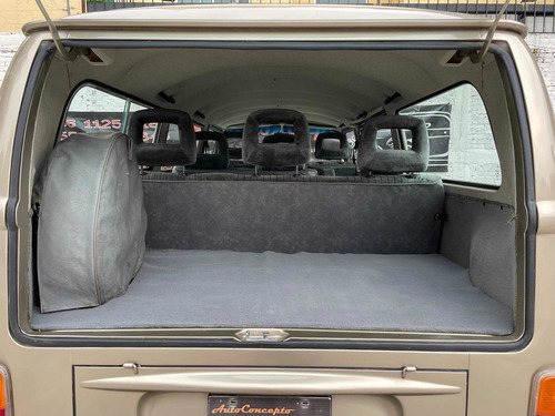 Imagen 14 de 15 de Volkswagen Combi Caravelle 1991 Sahara Metálico Impecable