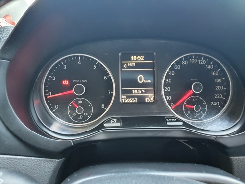 Volkswagen Suran 1.6 Highline 101cv 11c 2012