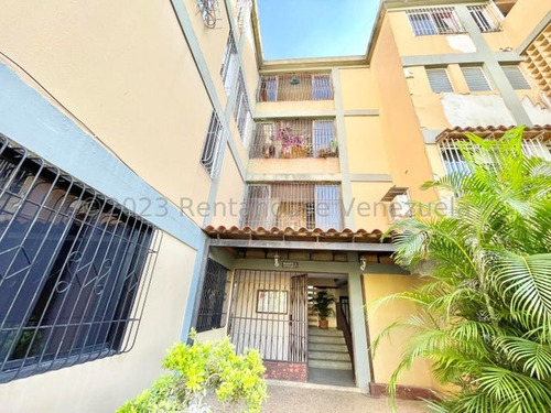 Apartamento En Venta Baruisimeto Paratara Codigo 2 4  1  1  5  4 5 Mildred Cómodo Apartamento , Cocina Modrna Concepto Abiero  Agua Llega 3 Veces Por Semana De Manera Abundante