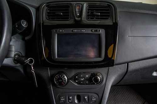 Imagen 12 de 15 de Renault Sandero Stepway 2016 1.6 Rip Curl 105cv Ppp